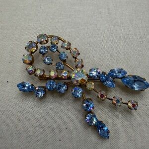 Vintage Austrian Blue Crystal Floral Ribbon Brooch